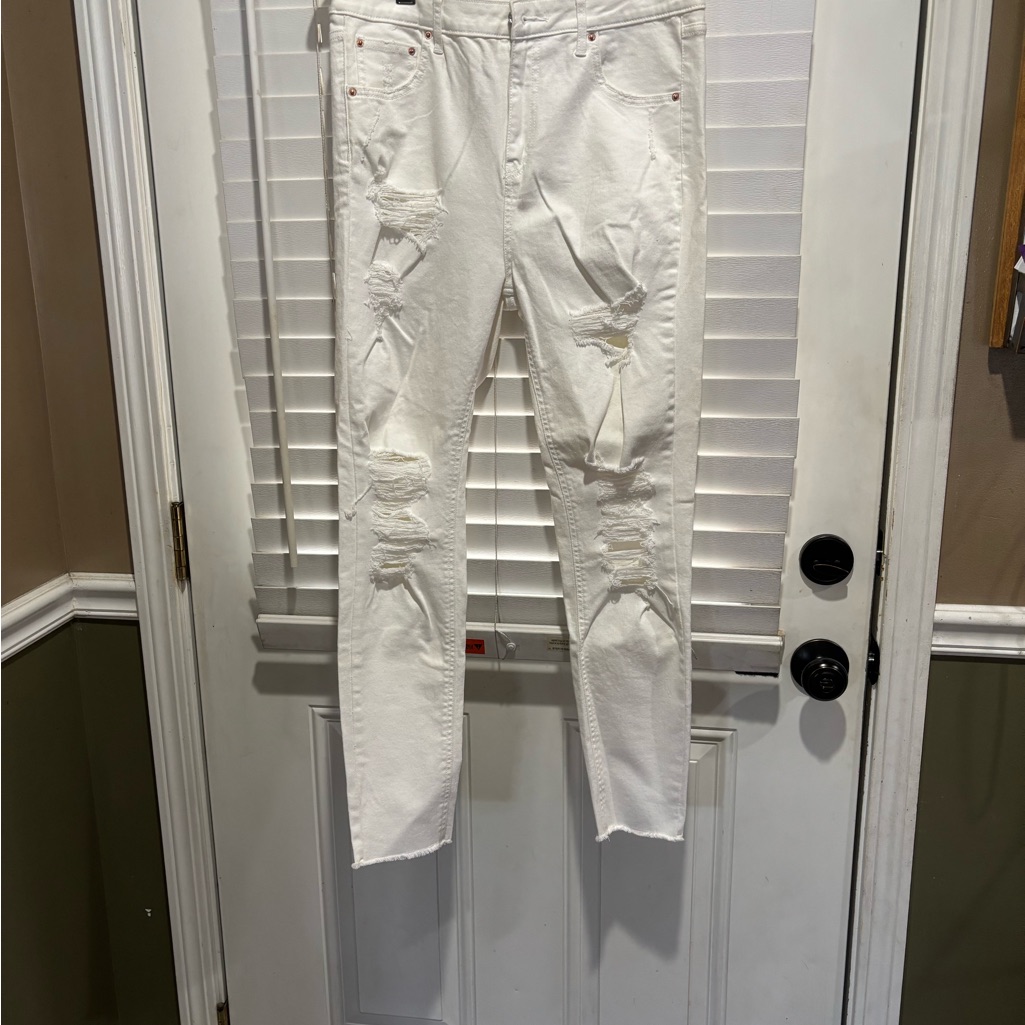 Wild Fable White Distressed Skinny Jeans